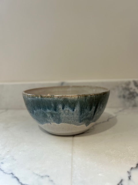 Serving bowl image 1