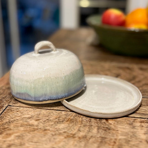 Butter dish (wave break) image 0