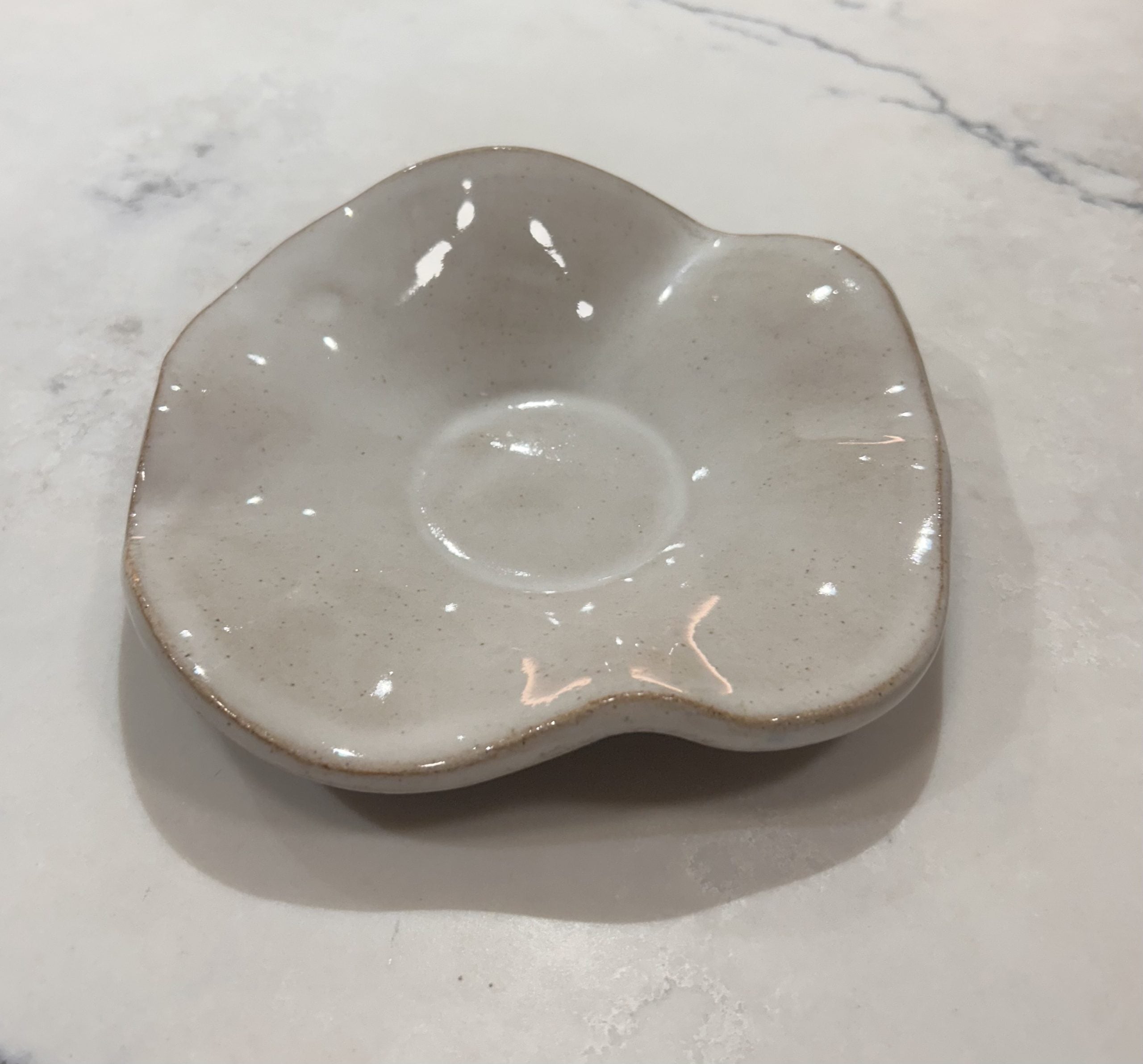 Small petal bowl image 1