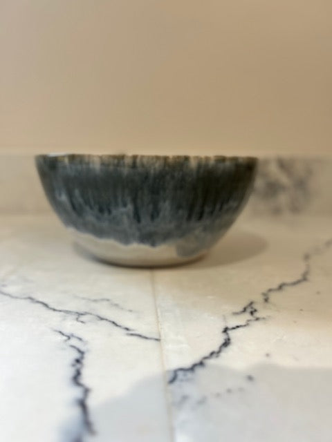 Serving bowl image 4
