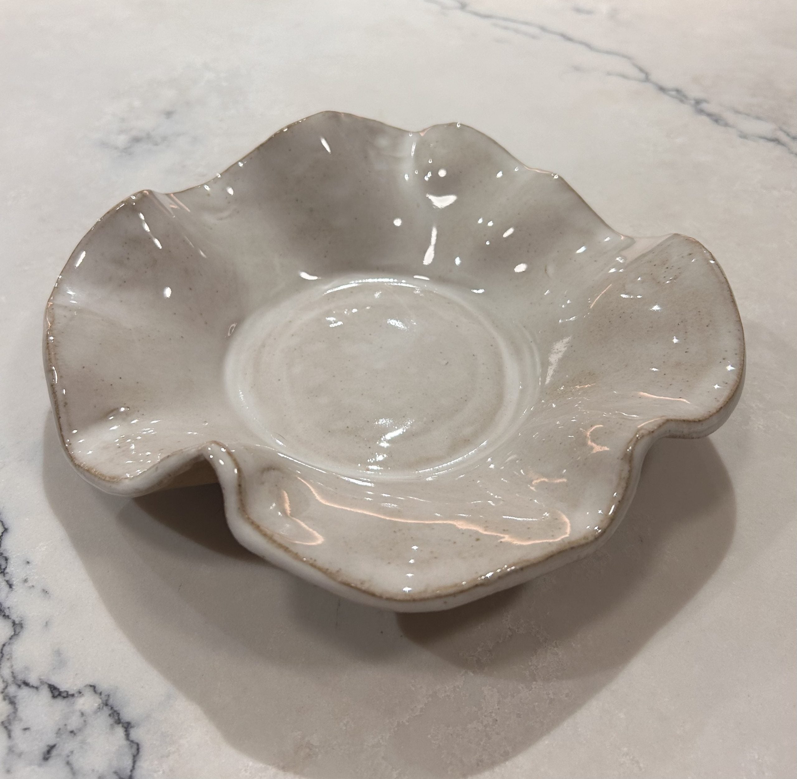 Small serving bowl image 3