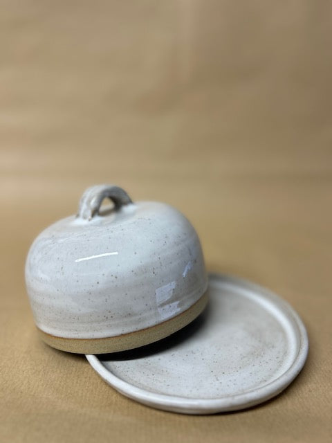 Butter dish - off white image 1