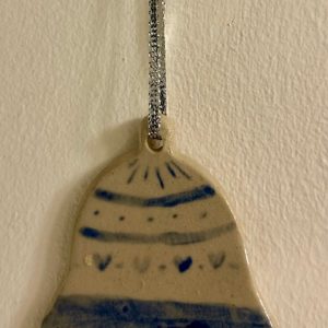 Small hand-painted bell (3 items)
